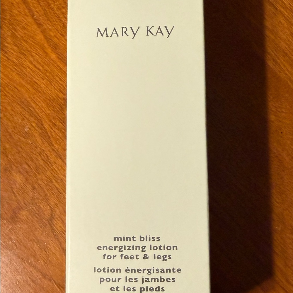 Mary Kay Mint Green Energizing Foot & Leg Lotion